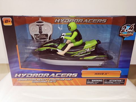 Remote control boat