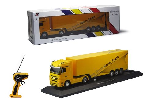 1:32 6 remote control mercedes-benz trucks (authorized)