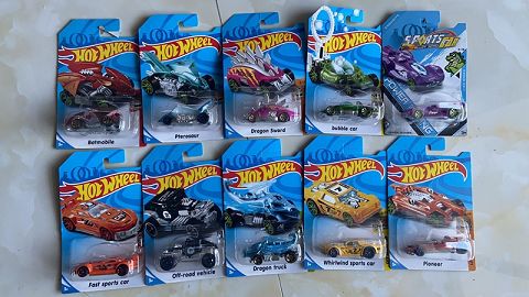 Hot wheels alloy car (taxi)