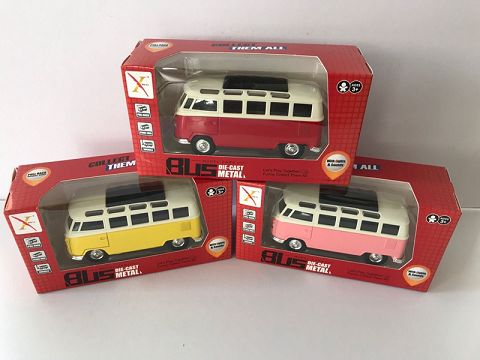 1:32 Volkswagen bus alloy resilience sports car, open the door, (window box, 1 style and 3 colors mixed)