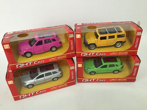 1:39悍马，路虎，Q7，保时捷合金回力跑车,2开门，前内灯带声光（开窗盒,四款各一色混装）
