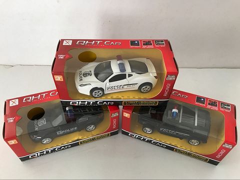 1:32宝马X6，M5，法拉利，悍马，合金回力警车,2开门，前内灯带声光（开窗盒,四款各一色混装）
