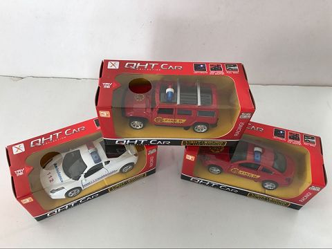1:32宝马X6，M5，法拉利，悍马，合金回力消防车,2开门，前内灯带声光（开窗盒,四款各一色混装）
