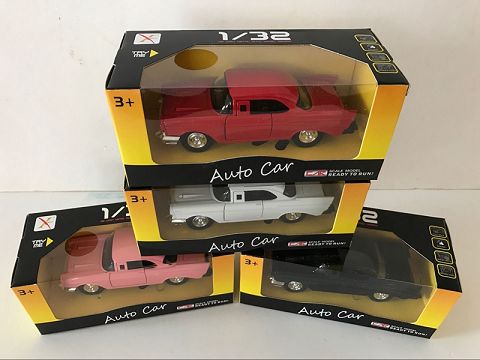 1:32合金回力老爷车跑车,2开门，前内灯带声光（开窗盒,1款4色混装）
