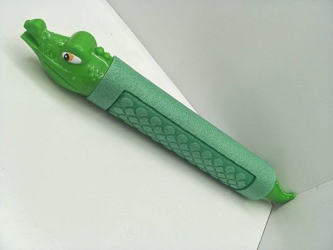 Injection molded crocodile pearl cotton water cannon