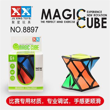 扭转黑色魔方