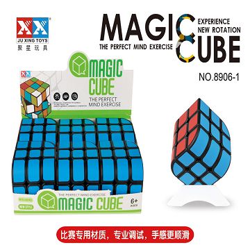 三面体黑色魔方
