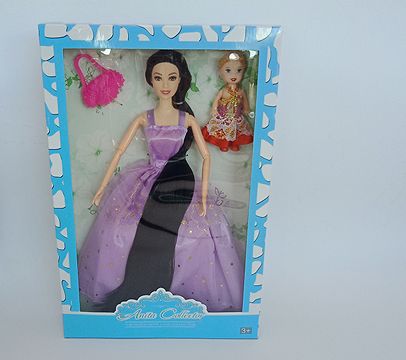 11.5-inch multi-articulated long hair doll + small baby + handbag