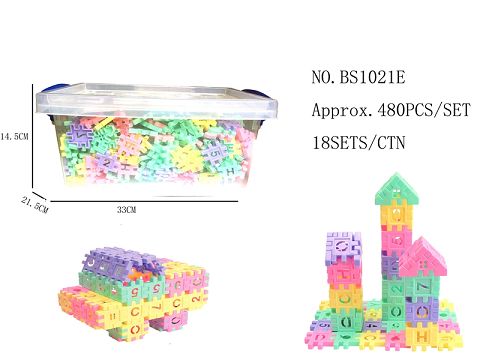 There are about 480 square building blocks
