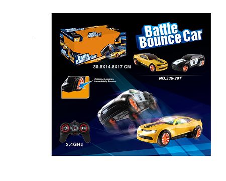 2.4G four-way bouncing police-bandit muscle car-to-chariot