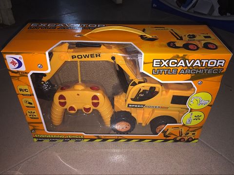 Remote control engineering vehicle