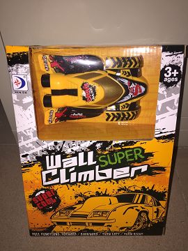 Remote control climbing car